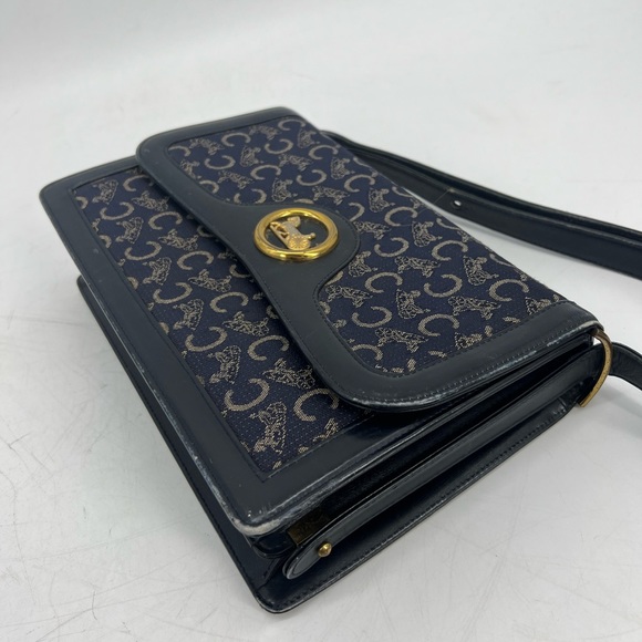 Celine Vintage Horse Carriage Shoulder bag - Picture 8 of 14